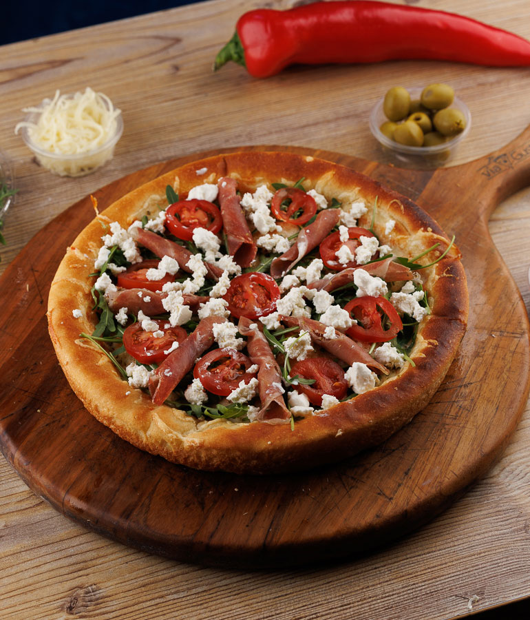 PAN PIZZA VIA GUSTO