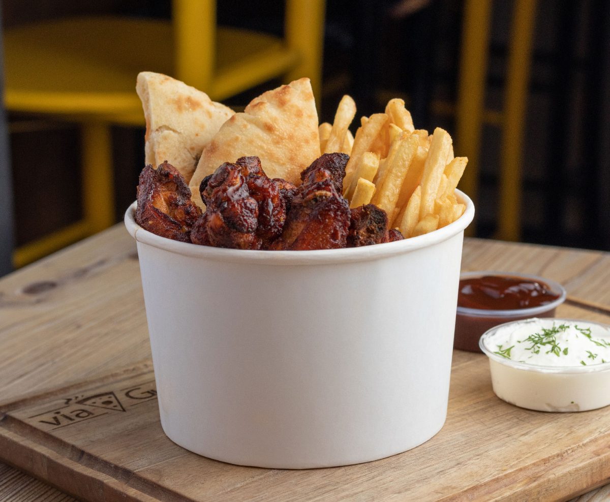 CHICKEN WINGS BUCKET